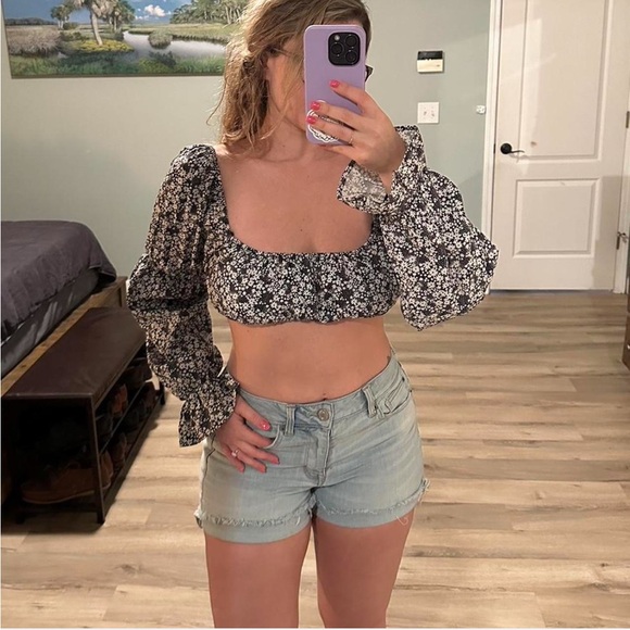 Bailey Rose Tops - Elegant Black and White Floral Crop Top